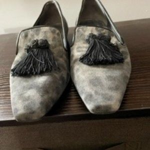 Stuart Weitzman Tassel Flat Shoes - Size 9